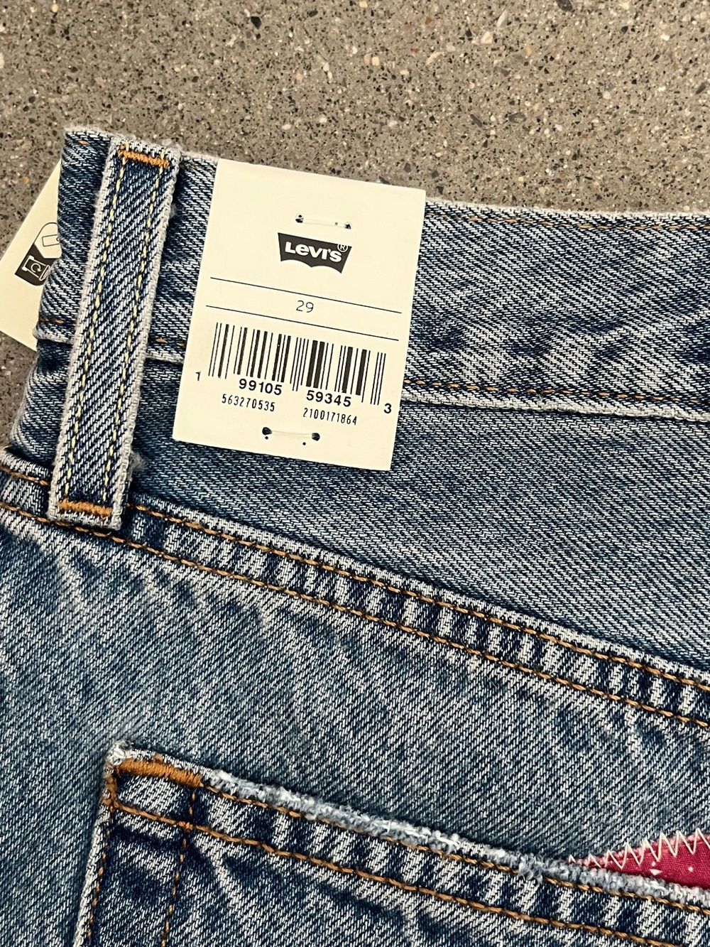 NWT Levi’s 501® Original Fit High-Rise Shorts - Picture 4 of 7